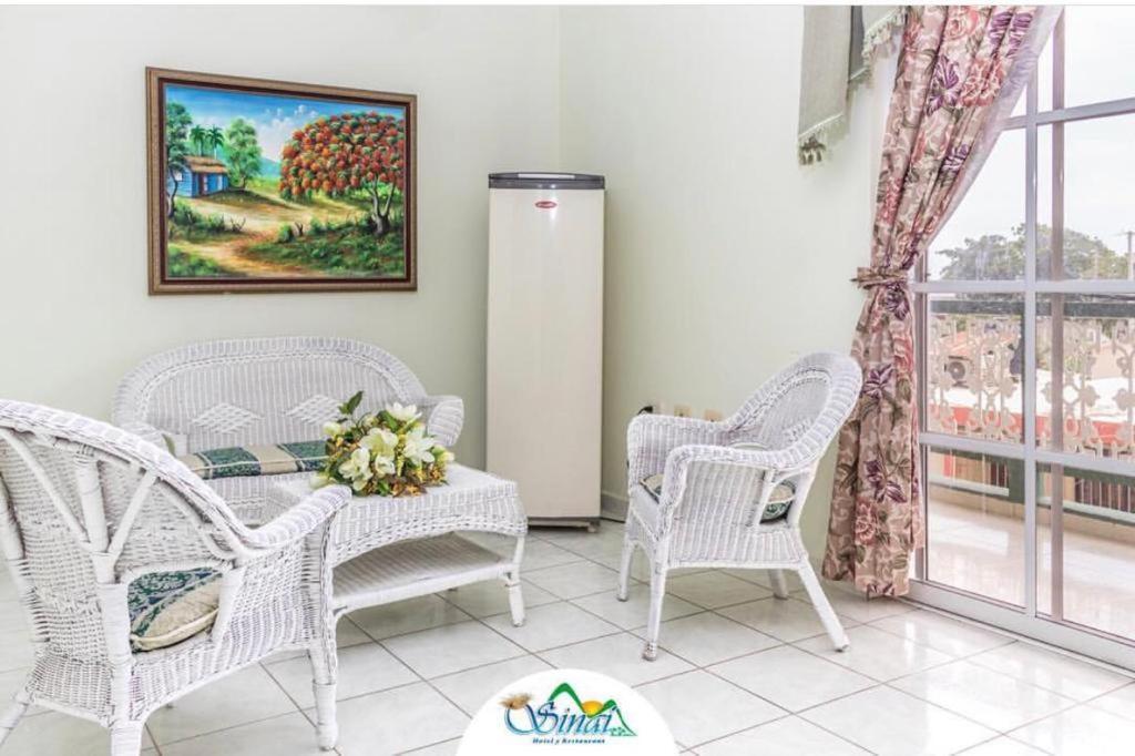 Hotel Sinai Nagua Exterior photo